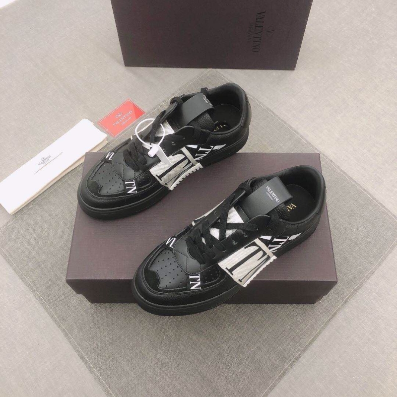 Valentino Sneakers